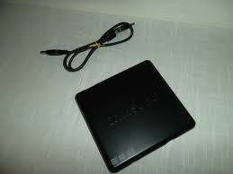 Samsung (SE-S084D) - DVD±RW (±R DL)/DVD-RAM drive - USB 2.0 - external